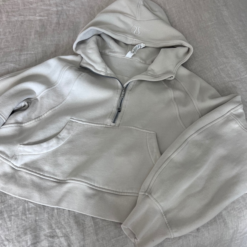 Lululemon Scuba Half-Zip Cropped Hoodie